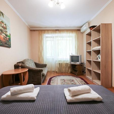 Апартаменти Неподалік Трц Гулівер, М. Палац Спорту Kiev Exterior foto